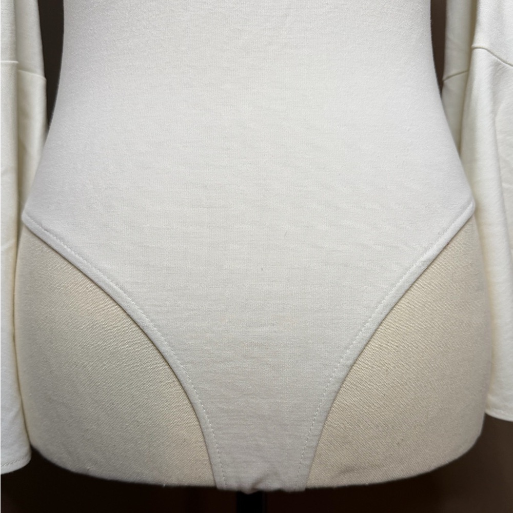 Lulus Good One White Off-the-Shoulder Bodysuit Size M - Picture 10 of 12